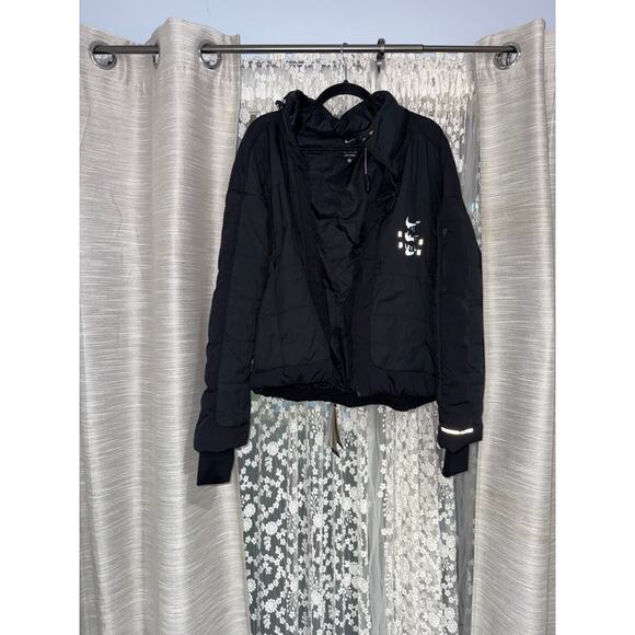 Nike air puffer jacket in black women’s size xl - NEW - Picture 2 of 4